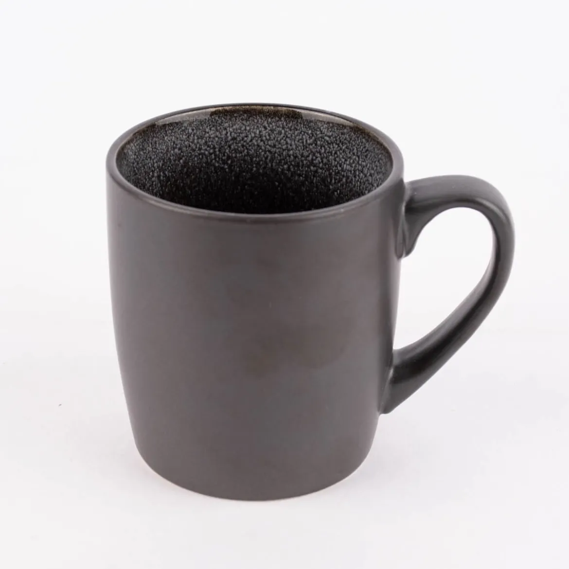 Tasse reactive glaze reaktive Glasur schwarz 12x9cm