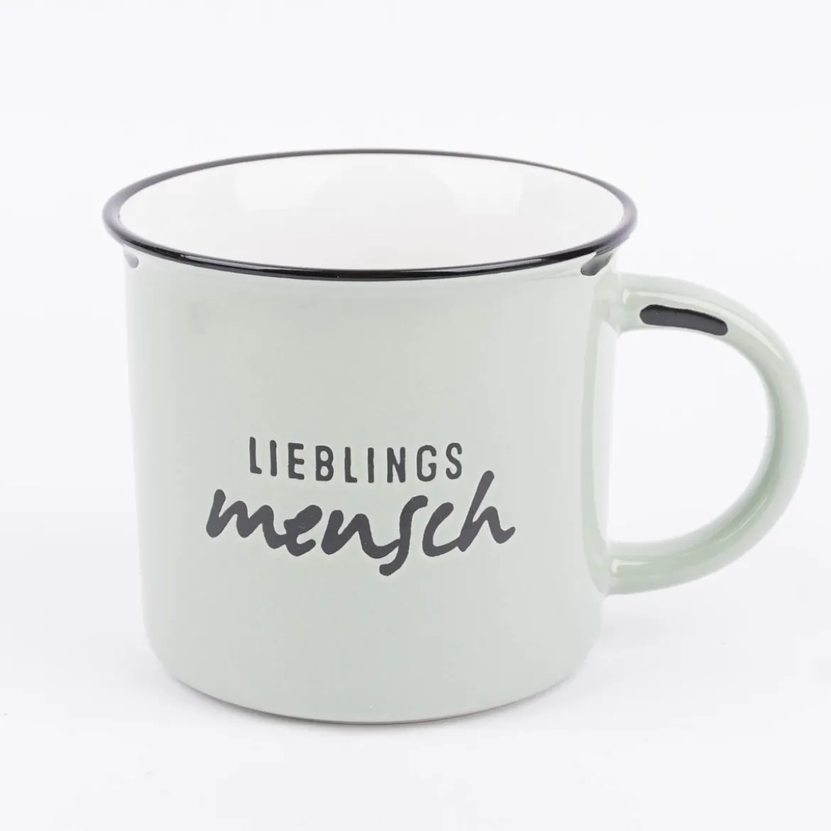 Tasse Vintage aus Keramik in Emaille-Optik Lieblingsmensch hellgrün schwarz 400ml von Grafik Werkstatt