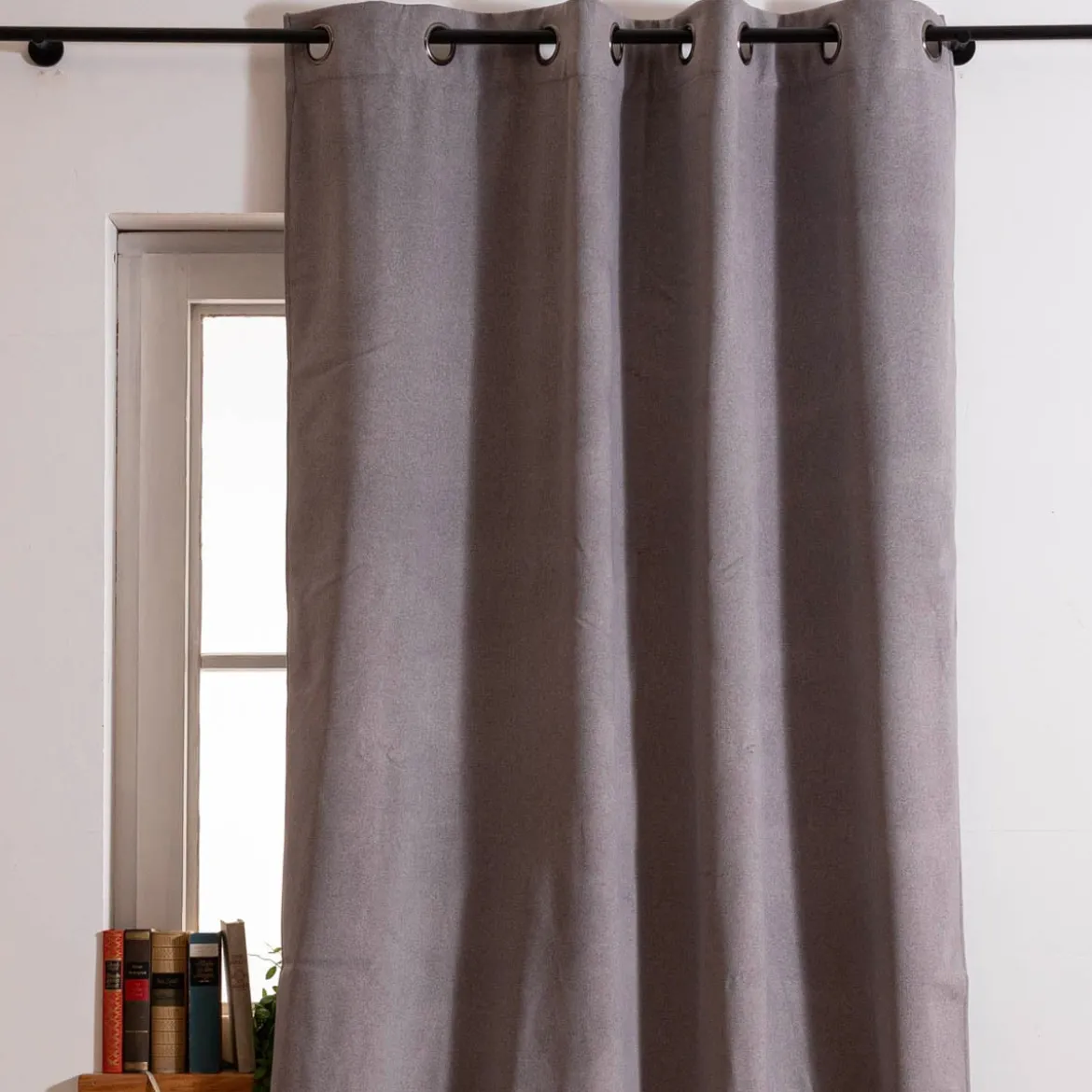 Thermovorhang Morey mit Ösen uni hellgrau 140x260cm
