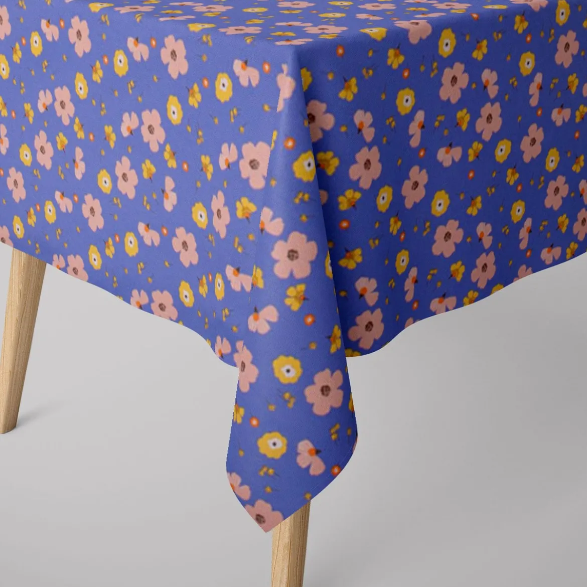 Tischdecke abwaschbar Enduit Jela Blüten blau div. Größen von SCHÖNER LEBEN.