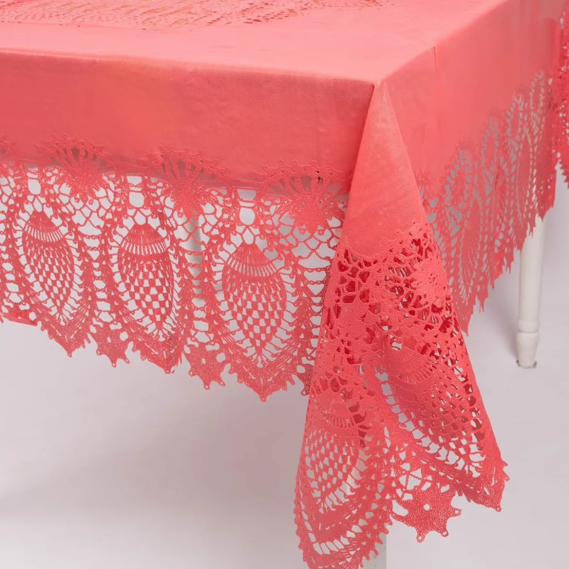 Tischdecke abwaschbar Häkelspitze Amira sugar pink 137x180cm