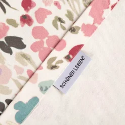 Tischdecke aus Baumwolle mit Aquarell Blüten weiß rosa blauvon SCHÖNER LEBEN. – handgenäht & auf Maß