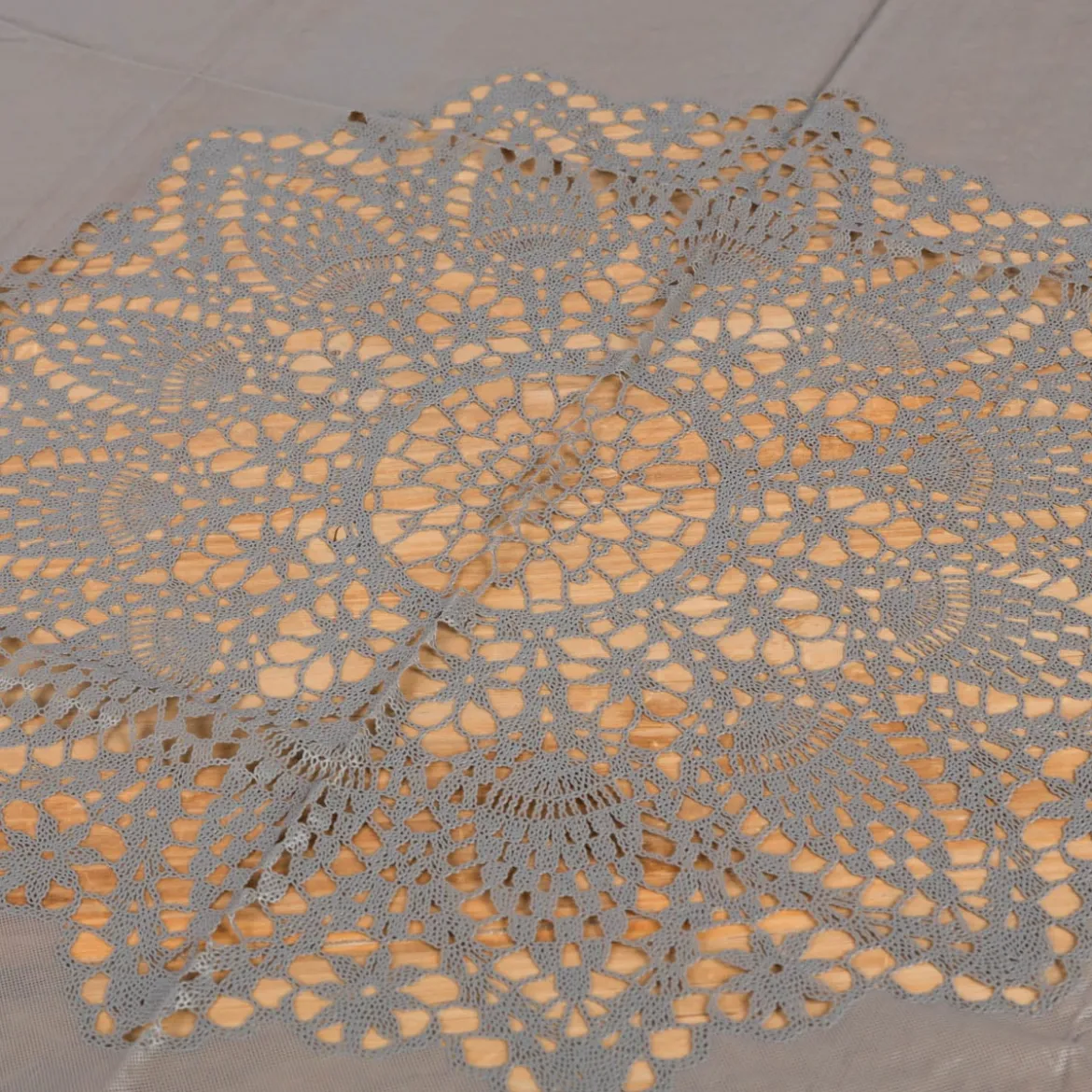 Tischdecke Outdoor Häkelspitze Amira rund dunkelgrau Ø 152cm