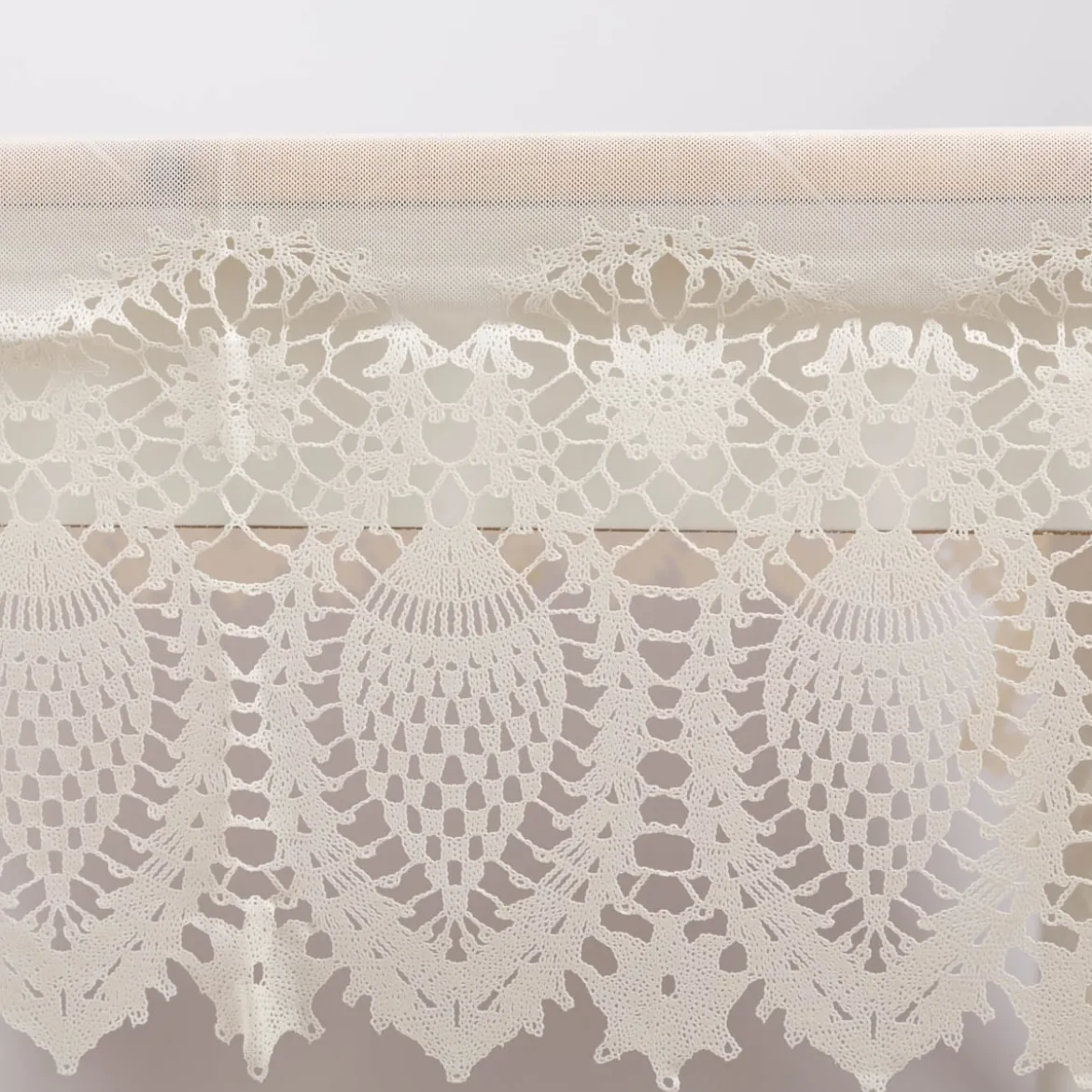 Tischdecke Outdoor Häkelspitze Amira beige 137x180cm