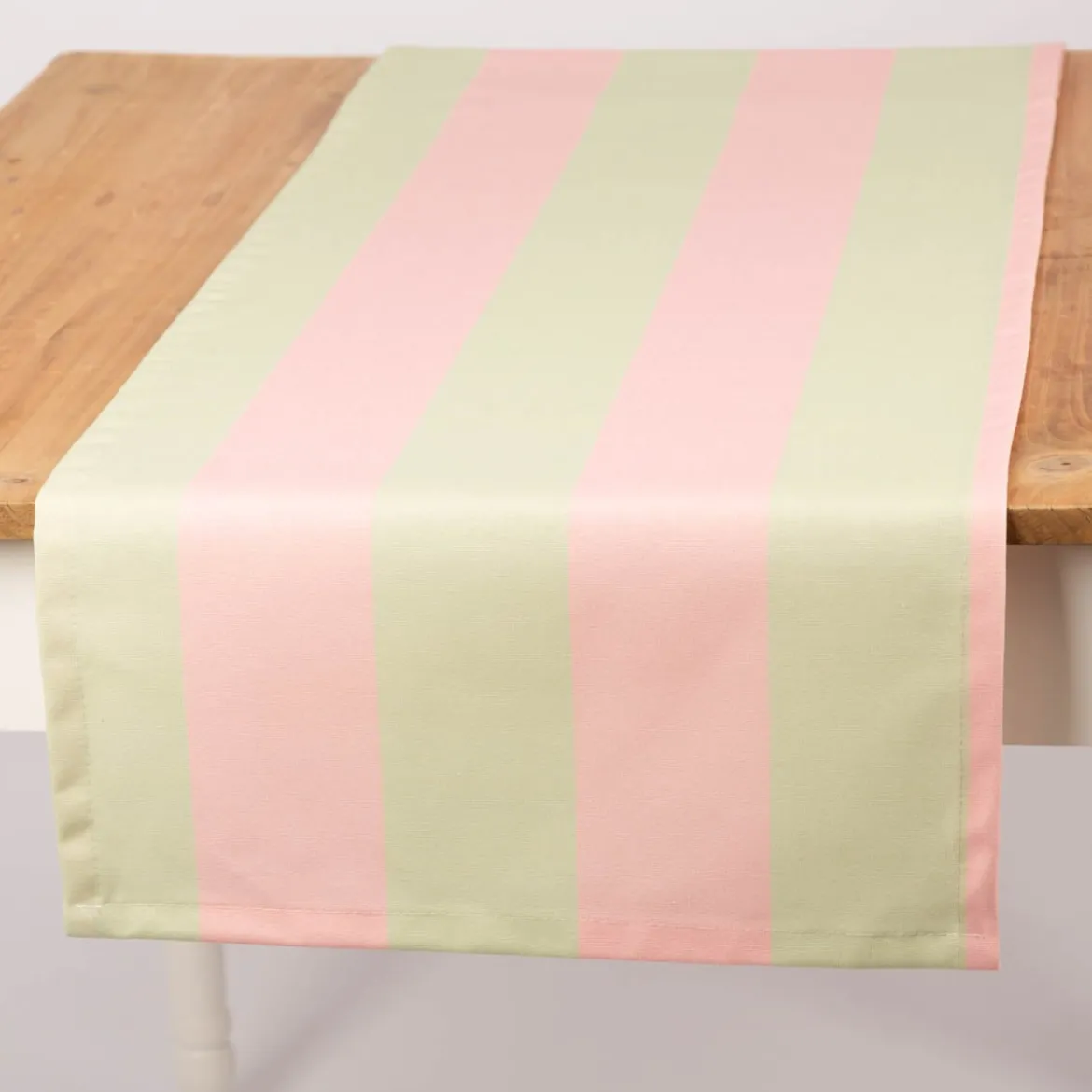 Tischläufer aus Baumwolle mit Streifen Pistazie Rosa 40x160cm von SCHÖNER LEBEN.