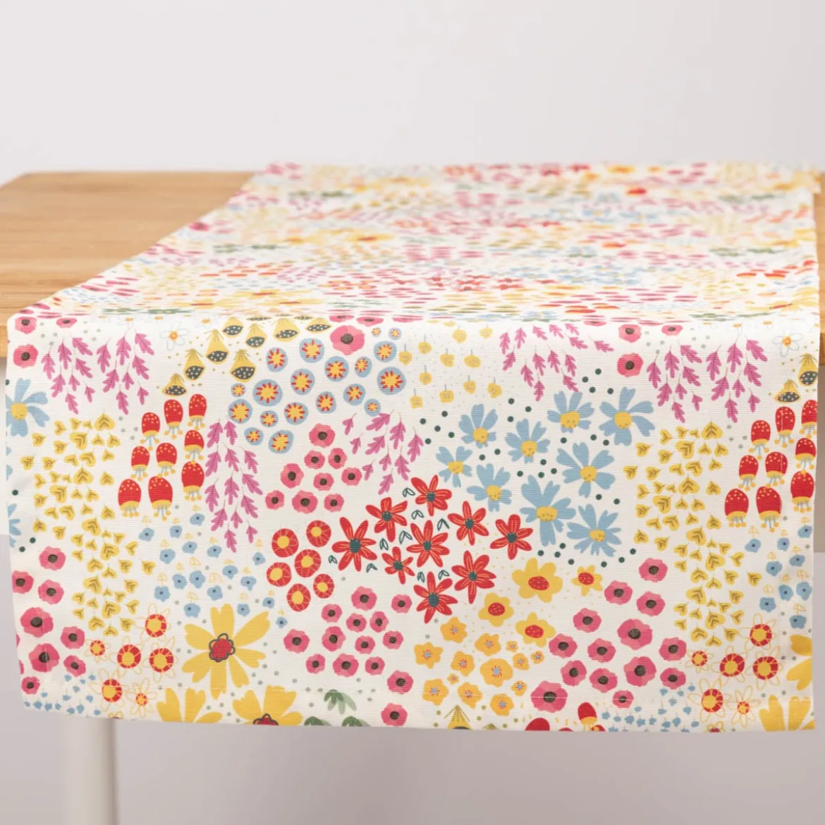 Tischläufer aus Baumwolle mit Mini Blumen weiß bunt 40x160cm von SCHÖNER LEBEN.
