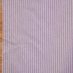 Tischläufer aus Dobbystoff mit schmalen Streifen lila beige in 40x160cm von SCHÖNER LEBEN.