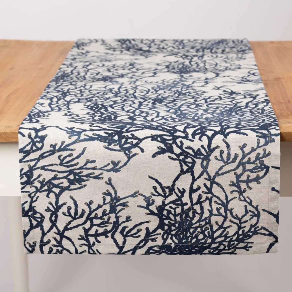 Tischläufer Baumwolle Korallen blau natur 40x160cm von SCHÖNER LEBEN.