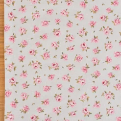 Tischläufer Classic Little Rose Rosenblüten hellblau rosa 40x160cm von SCHÖNER LEBEN.