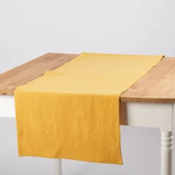 Tischläufer Leinen mit BW-Anteil einfarbig gelb 40x160cm von SCHÖNER LEBEN.