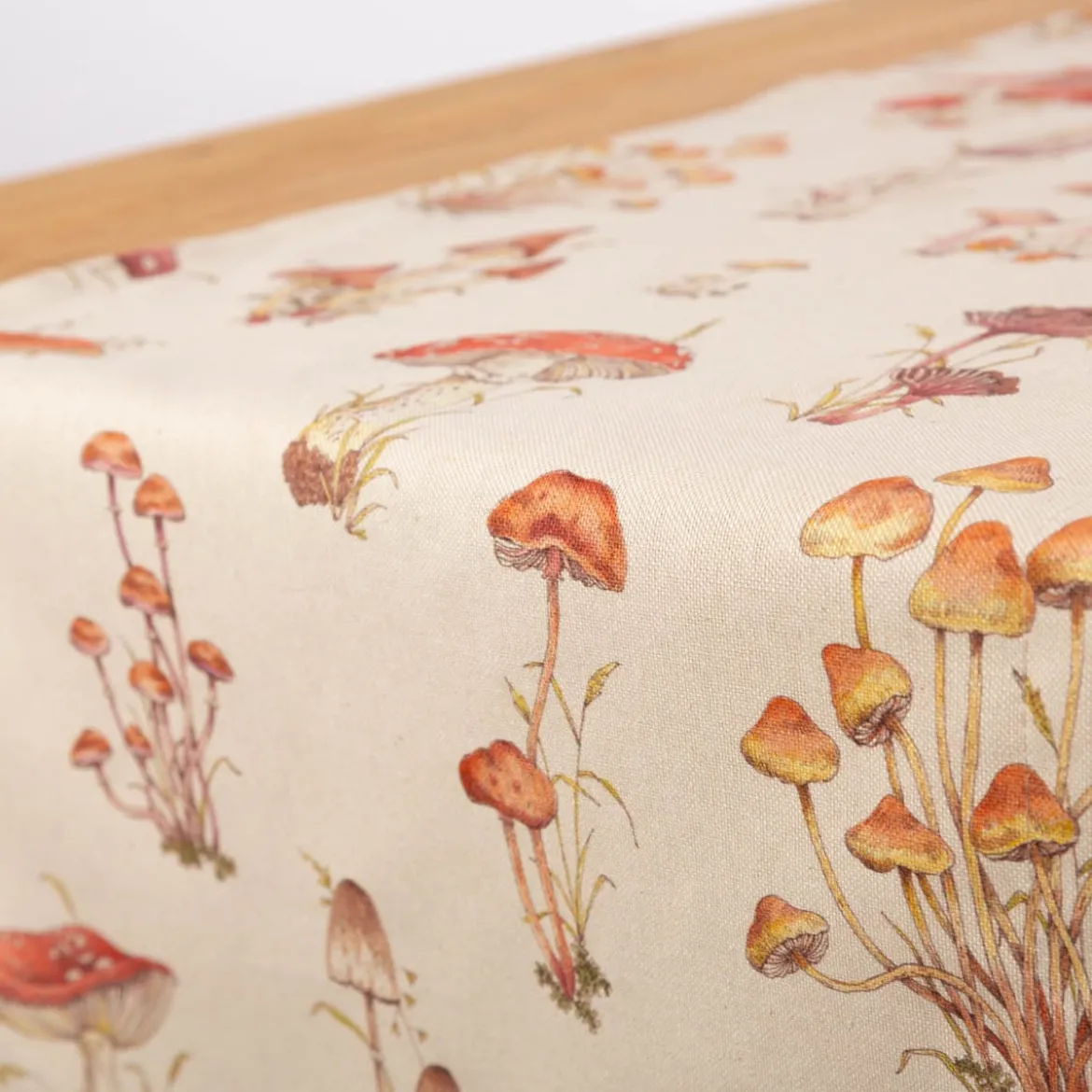 Tischläufer Mushroom Pilze natur in 40x160cm von SCHÖNER LEBEN.
