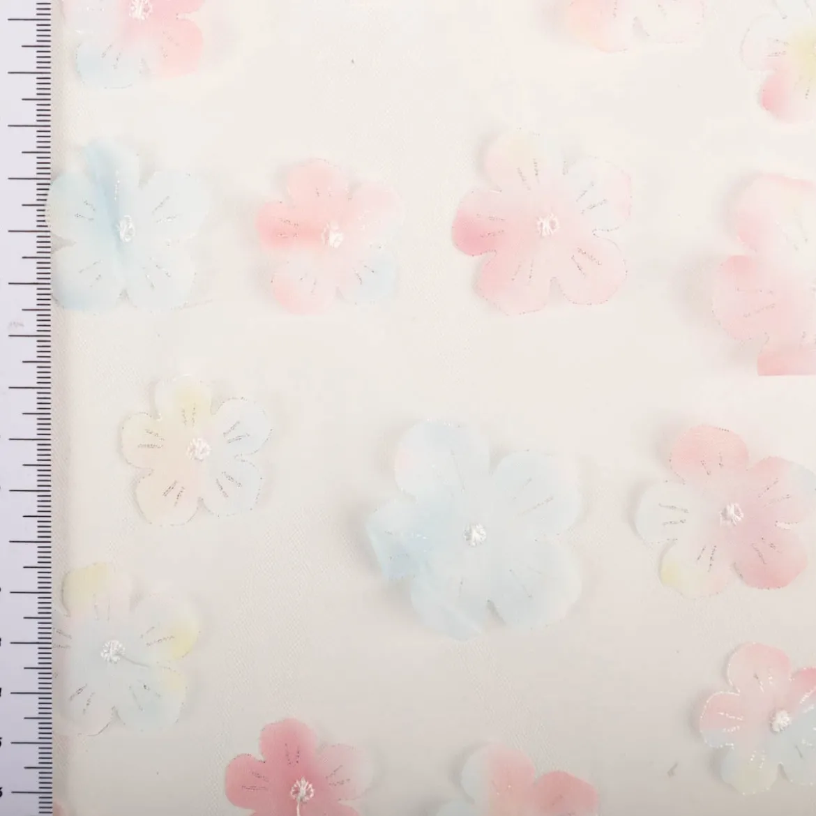 Tüllstoff 3D Blüten mit Perlen weiß hellblau rosa gelb 1,4m Breite