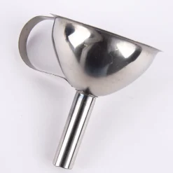 Trichter Metall silberfarbig 9x11,5x12cm
