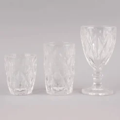 Trinkglas klein Diamantmuster geprägt Glas farblos 10x8cm