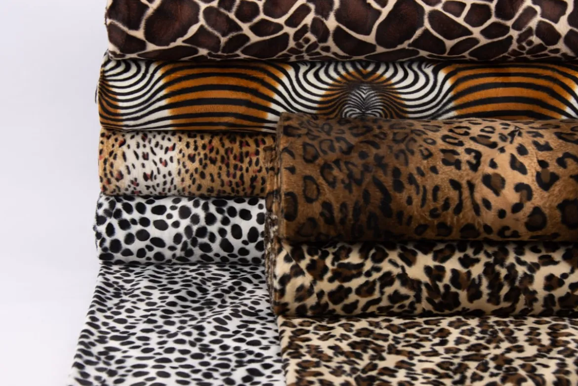 Velours Fellimitat Kunstfell Leopard braun Töne 1,5m Breite
