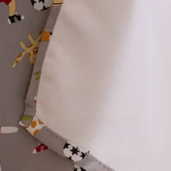 Verdunklungsvorhang Kinderzimmer mit Ösen Fußball grau bunt 140x260cm