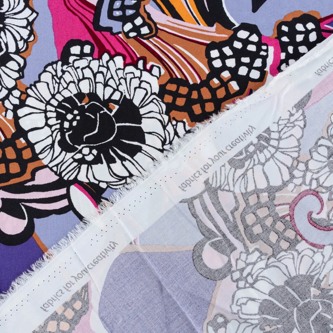 Viskose Popeline Stoff Retro Blumen lila bunt 1,44m Breite