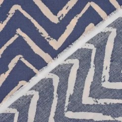 Viskosestoff Bekleidungsstoff Radiance Chevronmuster ZIG ZAG blau beige 1,40m Breite