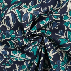 Voile Stoff Batik Blumen indigoblau 1,45m Breite