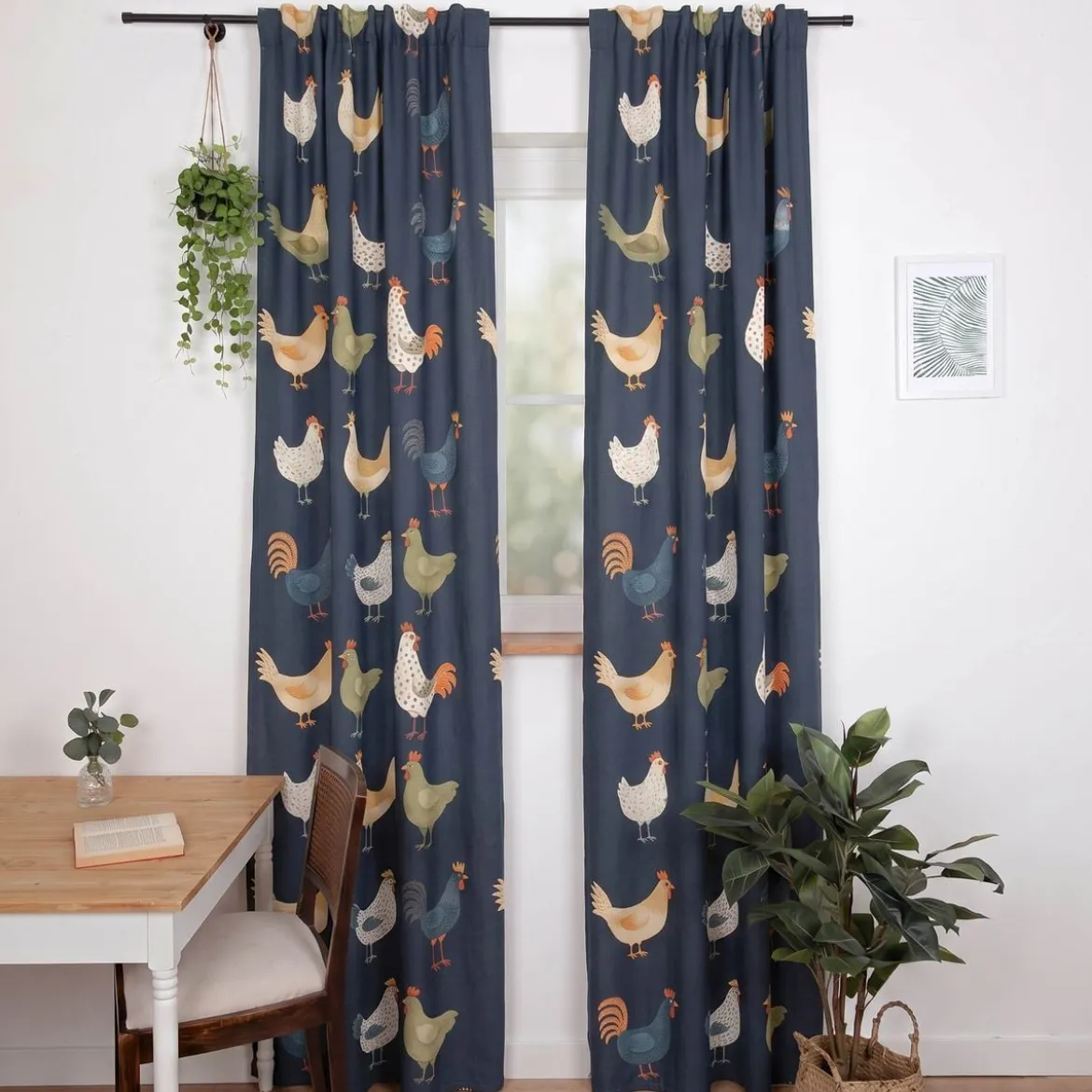 Vorhang Baumwolle Hühner dunkelblau bunt Landhaus mit Smok-Schlaufenband 245x130cm (HxB) oder Wunschmaß von SCHÖNER LEBEN.