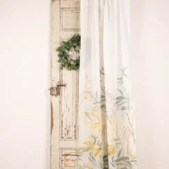 Vorhang Gardine Smilla mit Schlaufenband verdeckte Schlaufen Blätterzweige weiß grün gelb 145x245cm
