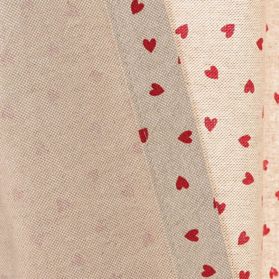Vorhang Little Love Heart Herzchen Leinenlook natur rot in 245cm oder Wunschlänge von SCHÖNER LEBEN.