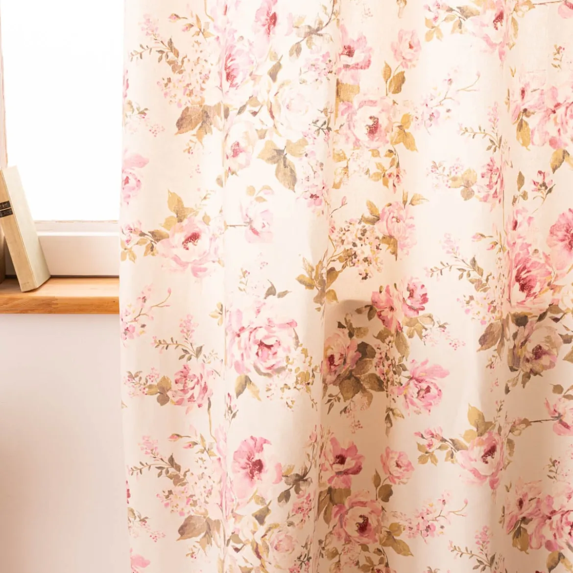 Vorhang mit Ösen Classic Painted Rose Rosen ecru rosa in 245cm oder Wunschlänge von SCHÖNER LEBEN.