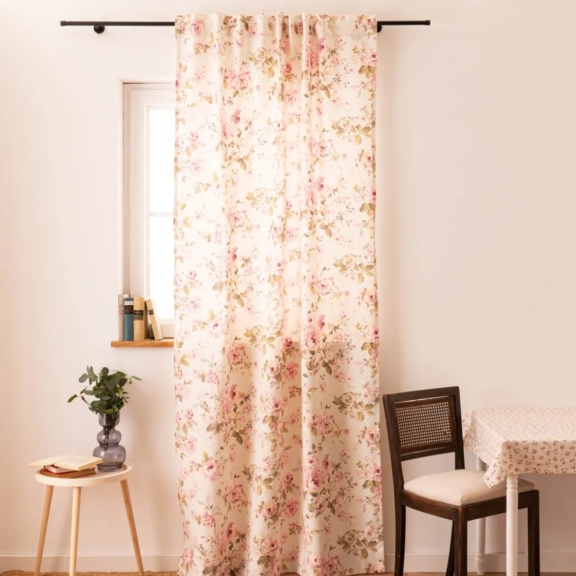 Vorhang mit Smok-Schlaufenband Classic Painted Rose Rosen ecru rosa in 245cm oder Wunschlänge von SCHÖNER LEBEN.