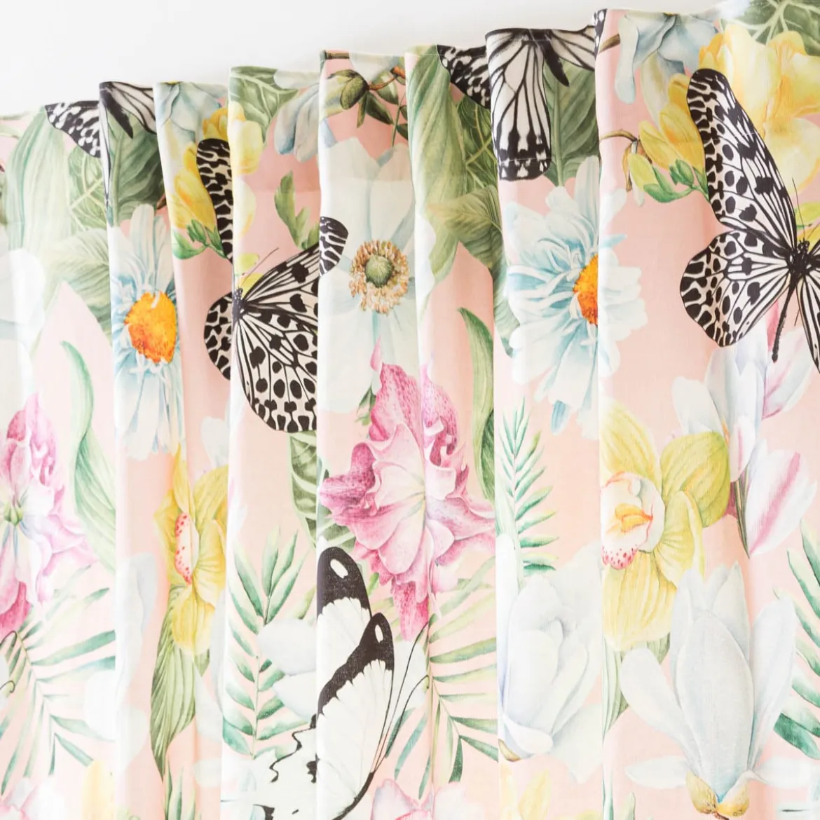 Vorhang mit Smok-Schlaufenband Exotik Blüten Schmetterling in 245cm oder Wunschlänge von SCHÖNER LEBEN.
