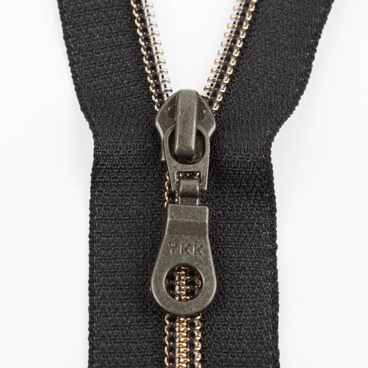 YKK Reißverschluss Kunststoff-Deko-Spirale teilbar 5mm 45cm lang in der Farbe schwarz