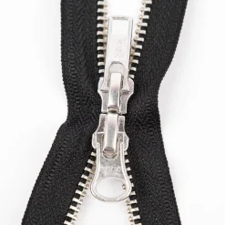 YKK Reißverschluss Metall silber 2-Wege teilbar 5mm 75cm lang in der Farbe schwarz