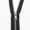YKK Reißverschluss Metall silber teilbar 5mm 25cm lang in der Farbe schwarz