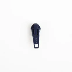 YKK Schieber Zipper für Reißverschluss Meterware Kunststoffspirale 5mm in 3cm Breite Dunkelblau 1 Stk